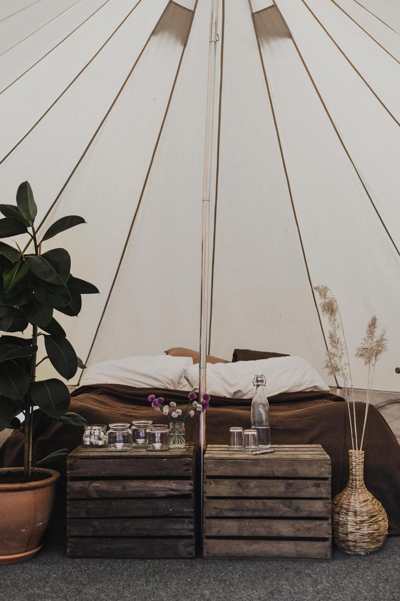 Lyxig glamping i naturreservat ink. frukost Grebbestad Eksteriør bilde